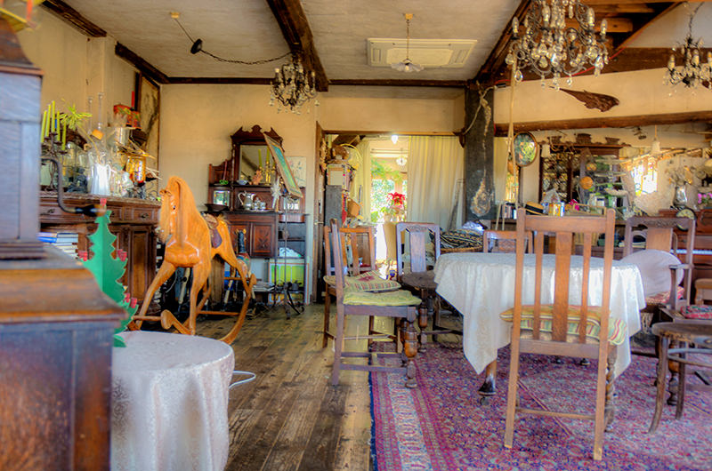 本物のアンティークの洋館