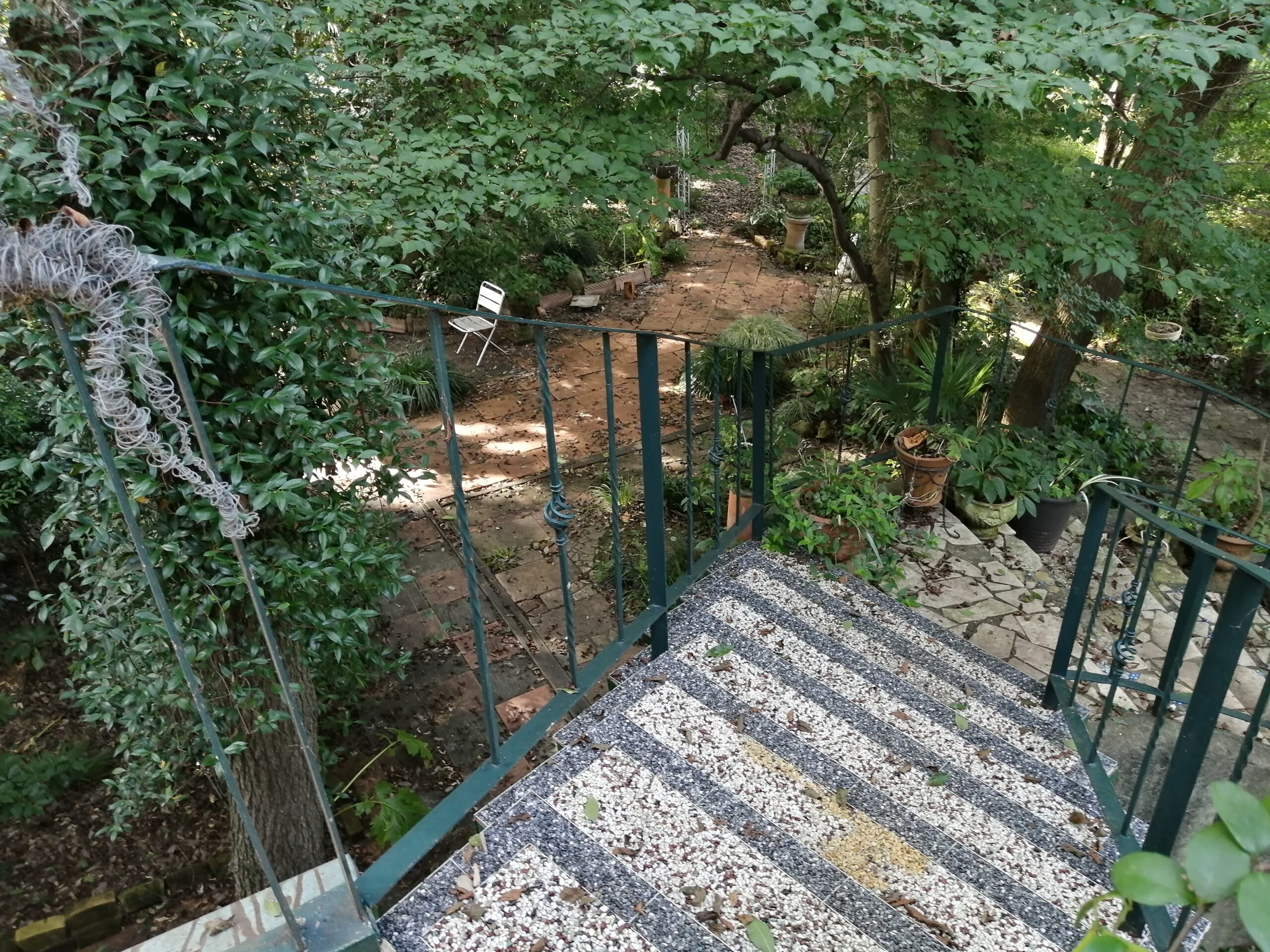 カーブのある階段